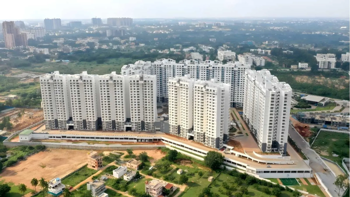 Luxury villaments near Hennur Road Bangalore