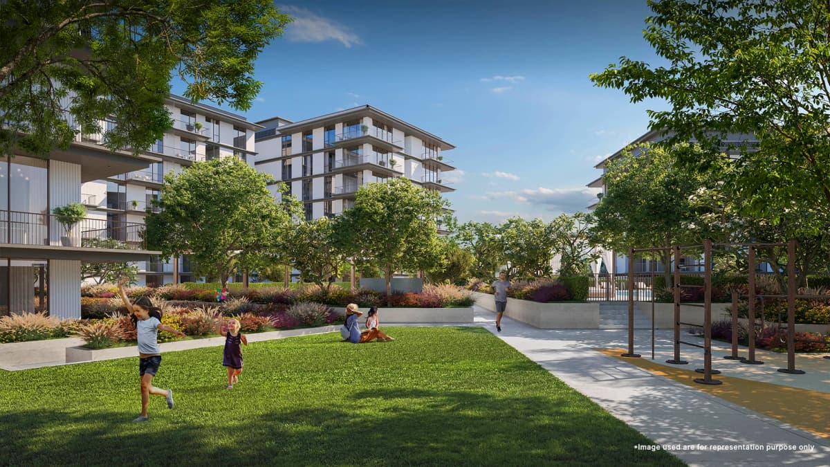 A scenic jogging track at Emaar Ocean Cove, Rashid Yachts, surrounded by lush greenery and fresh airy views.